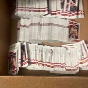 Base set of donruss 22 ufc cards
